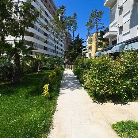 Amra Delux Durres Διαμέρισμα